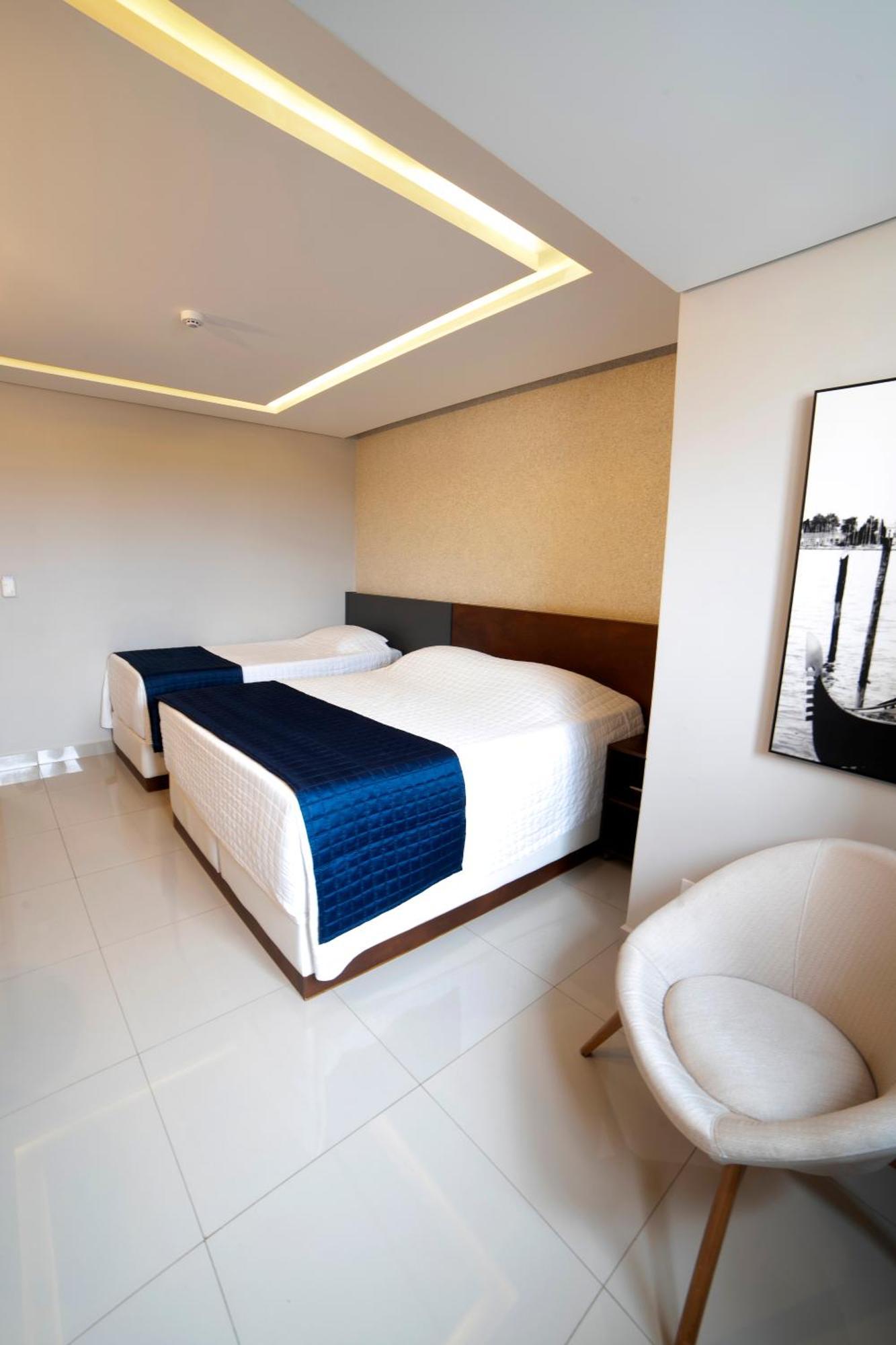 Adria Premium Hotel Guarapuava Exterior photo